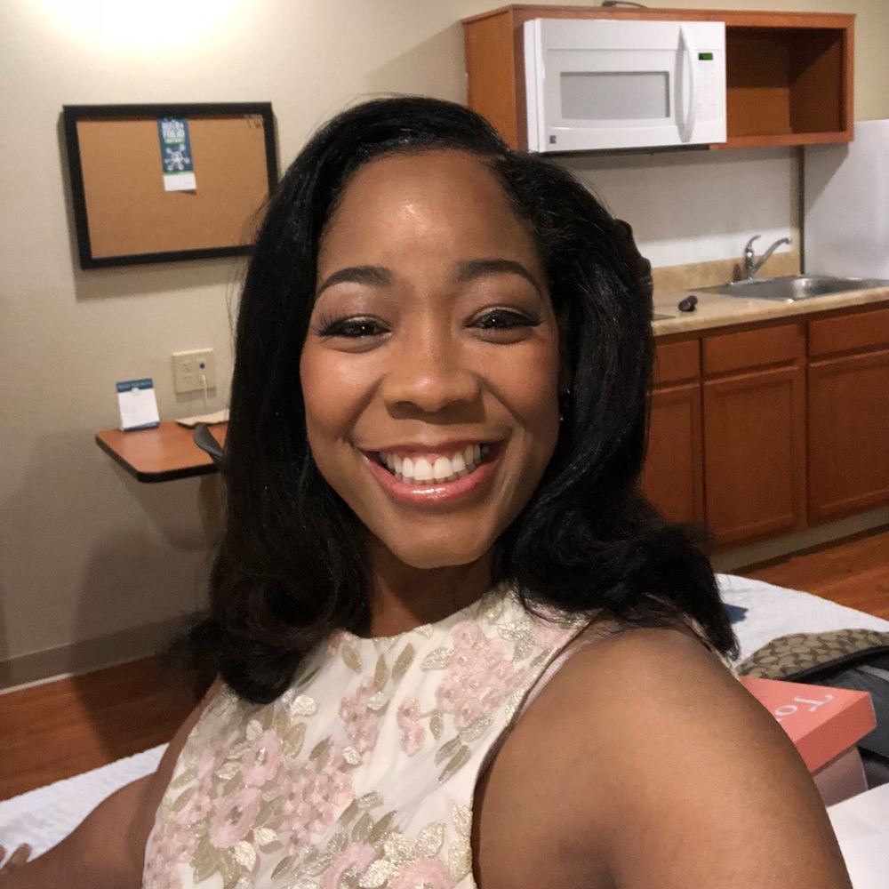 Meet your Posher, Kendra